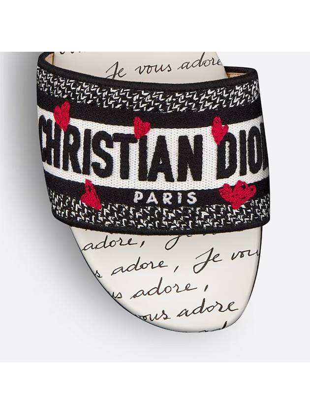 Amour Dway Slippers White Dior