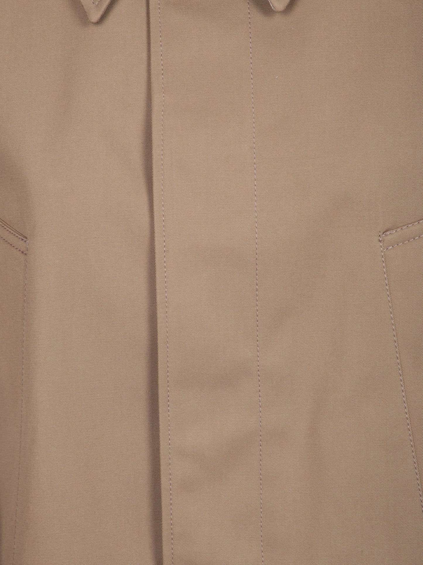 BURBERRY Timeless Trench Coat for Women - Perfect Layering Essential