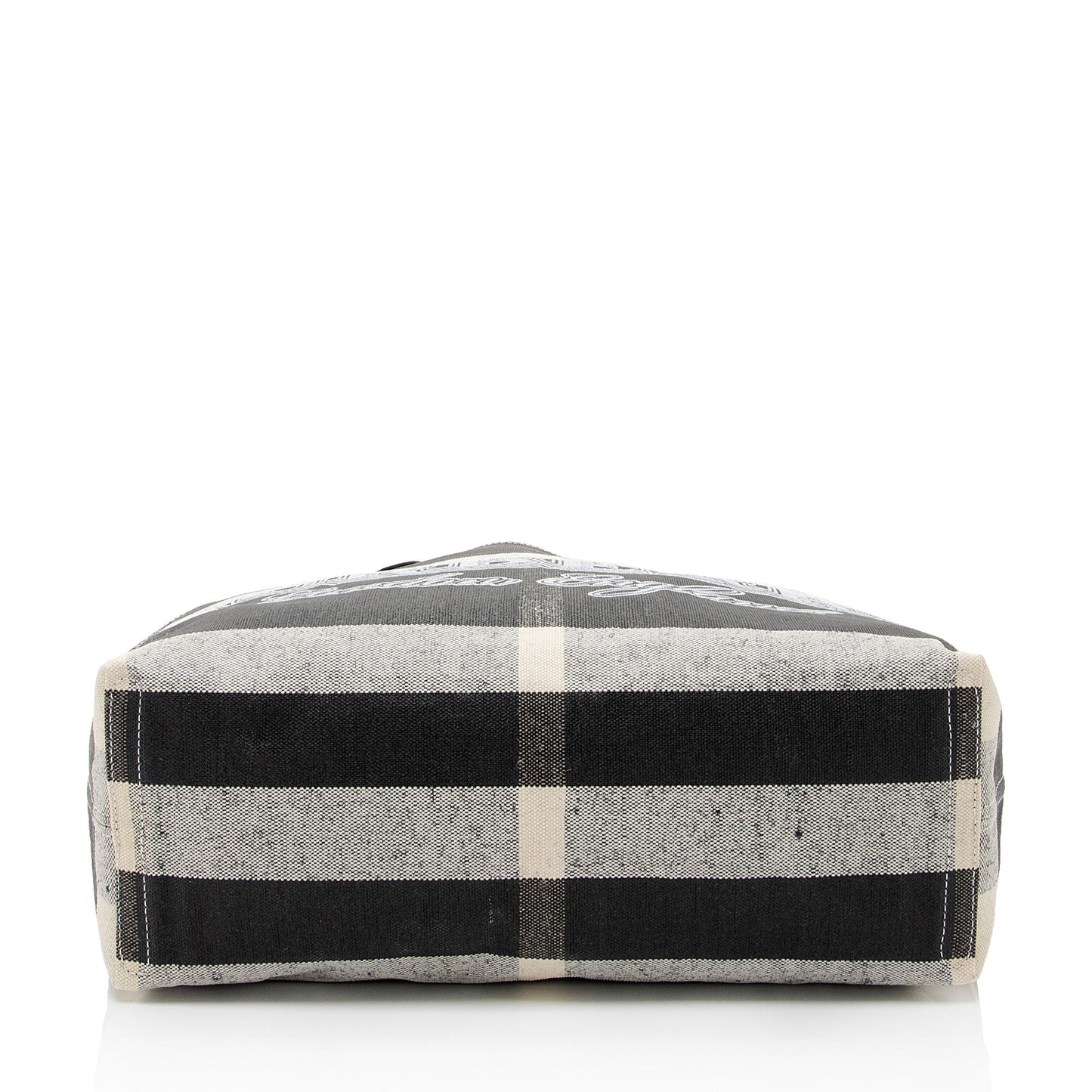 Burberry Mega Check Doodle Medium Tote (SHF-AgRSXK)