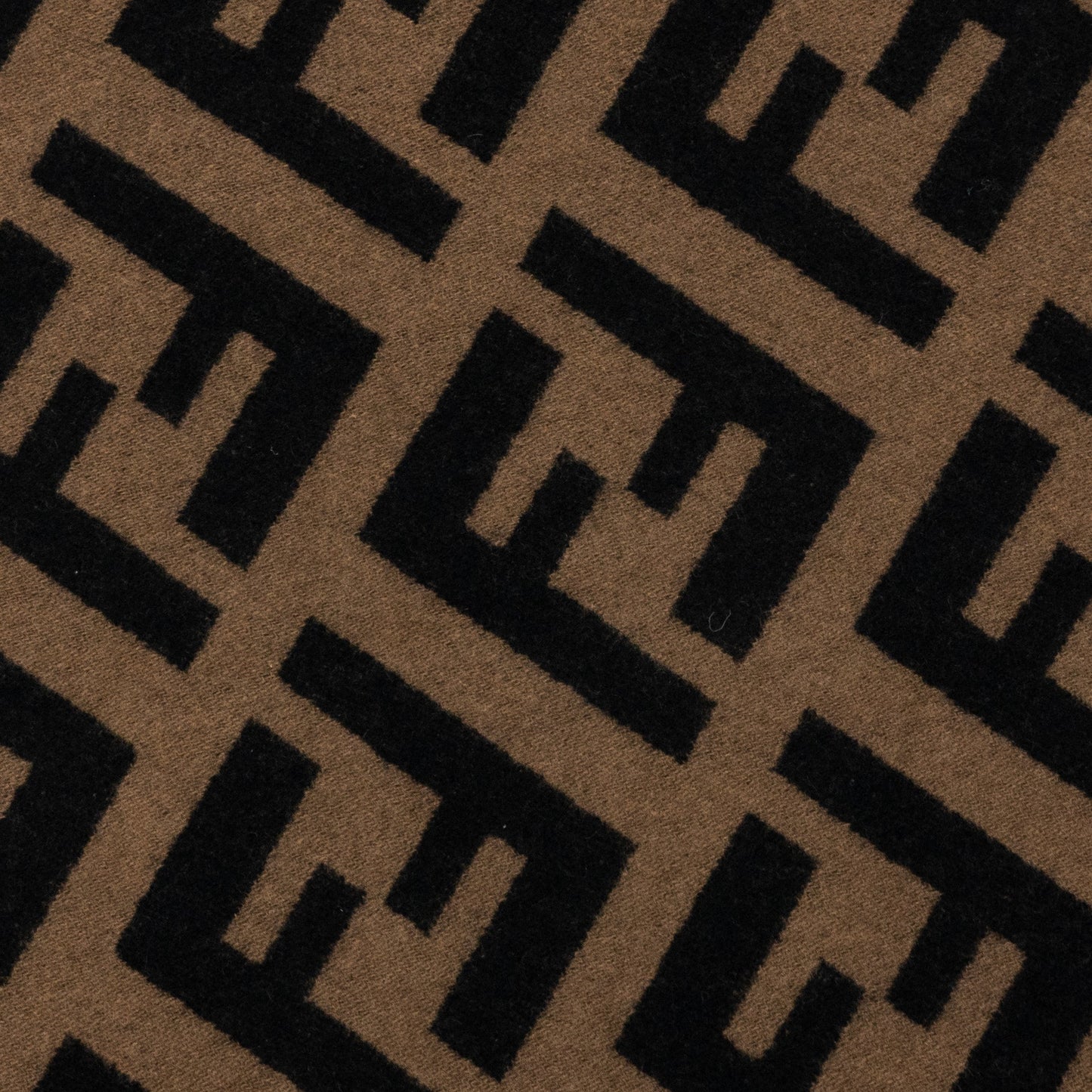 Fendi FF Scarf Cashmere Brown/ Black