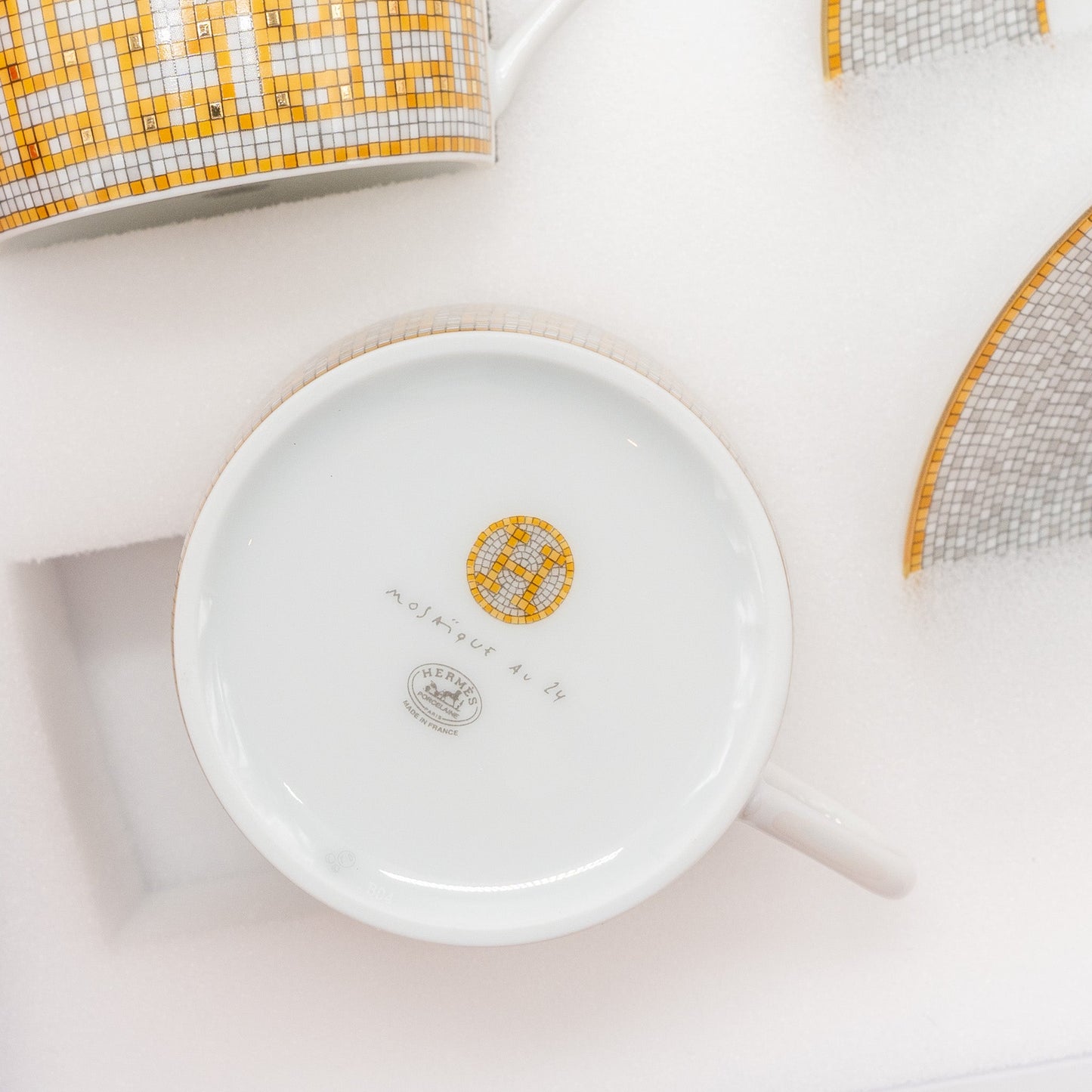 Hermes Mosaique Au 24 Gold Tea cup and Saucer