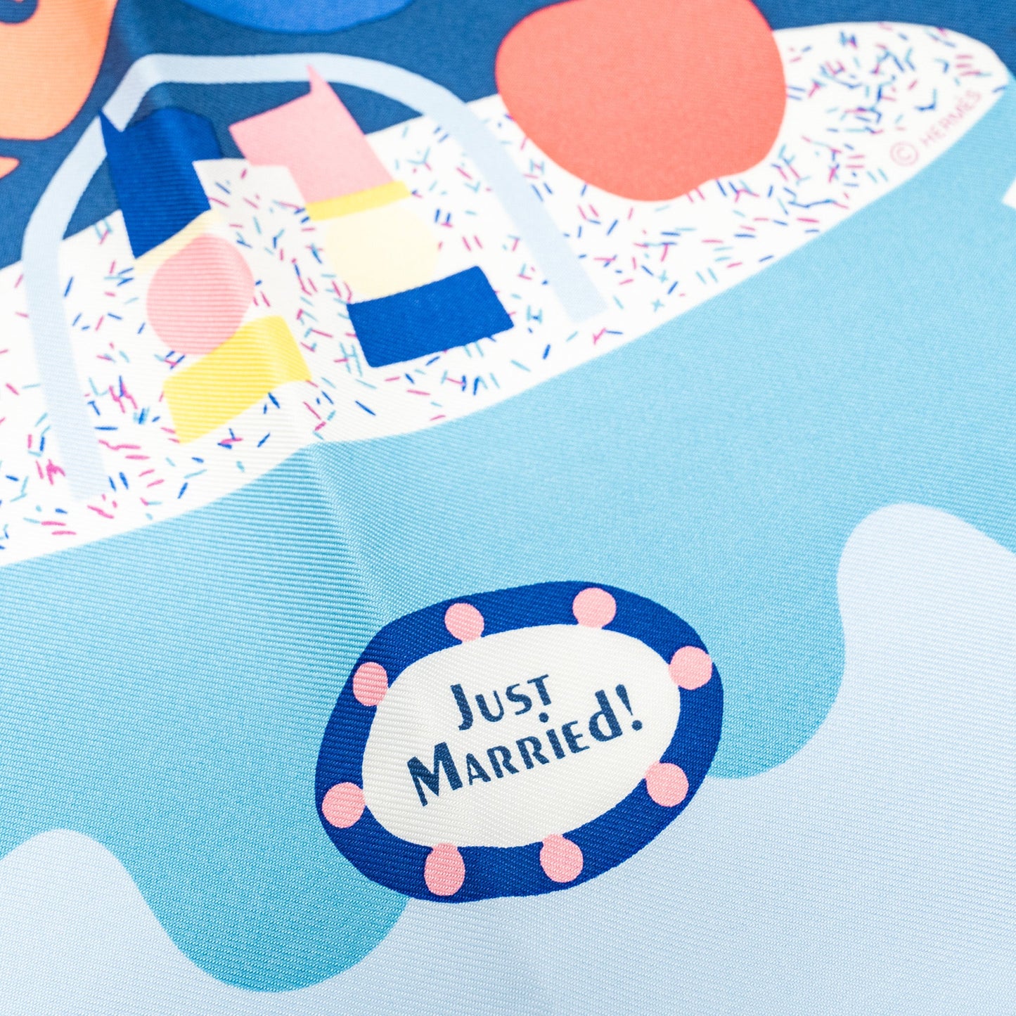 Hermes 45 x 45 cm just marries silk scarf marine/ciel/rose