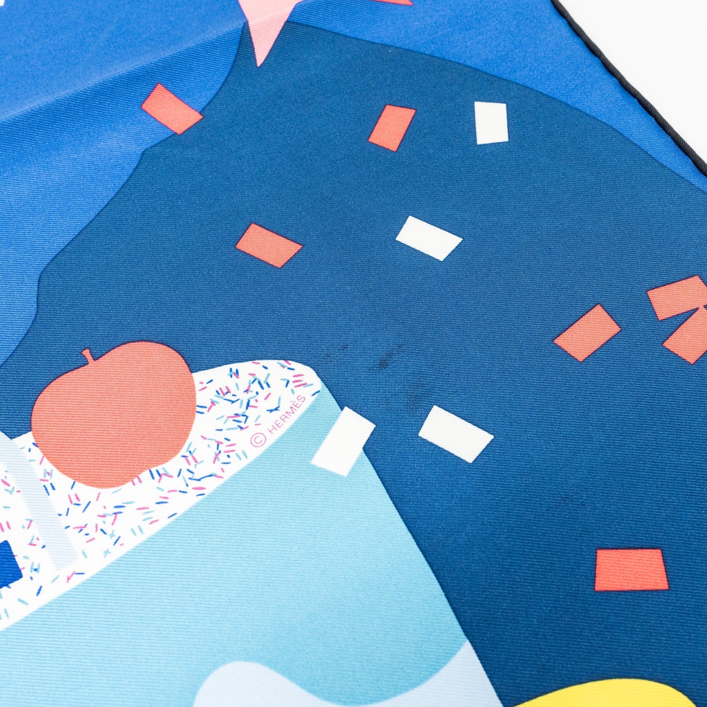 Hermes 45 x 45 cm just marries silk scarf marine/ciel/rose
