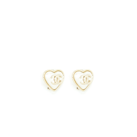 Chanel 22C Heart Earclip LGHW