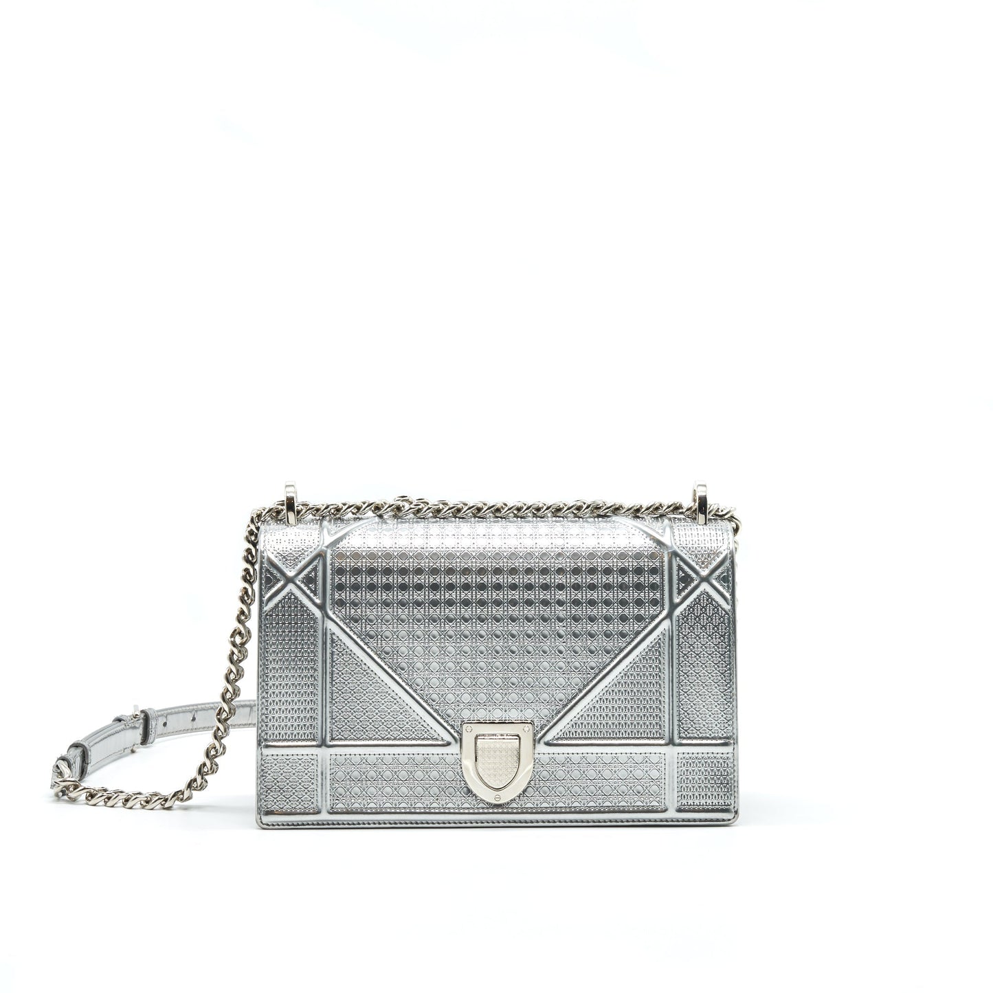 CHRISTIAN DIOR DIORAMA MEDIUM IN METALLIC SILVER WITH