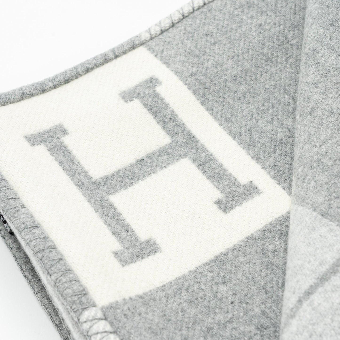 Hermes Avalon throw blanket Gris Clair