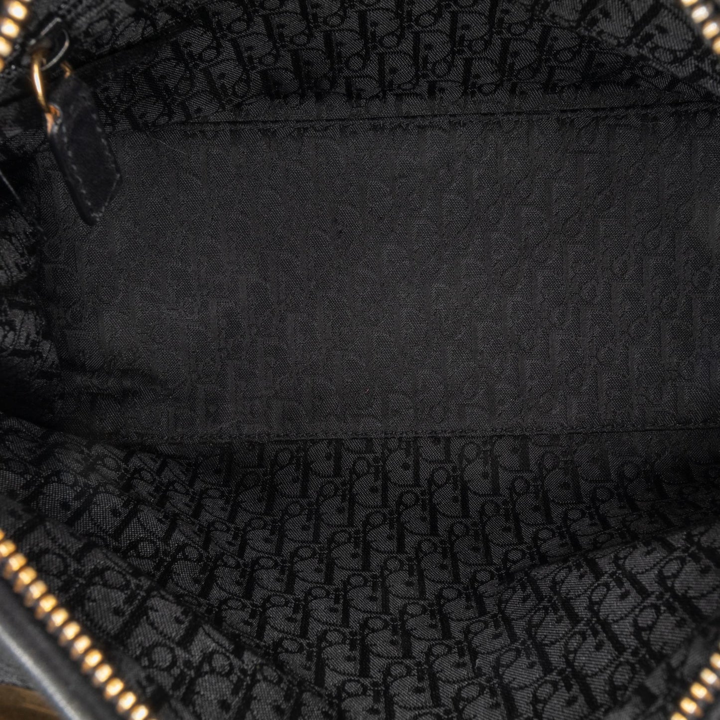 Dior Medium Calfskin Cannage Embossed Lady Dior (SHG-yFMLwG)