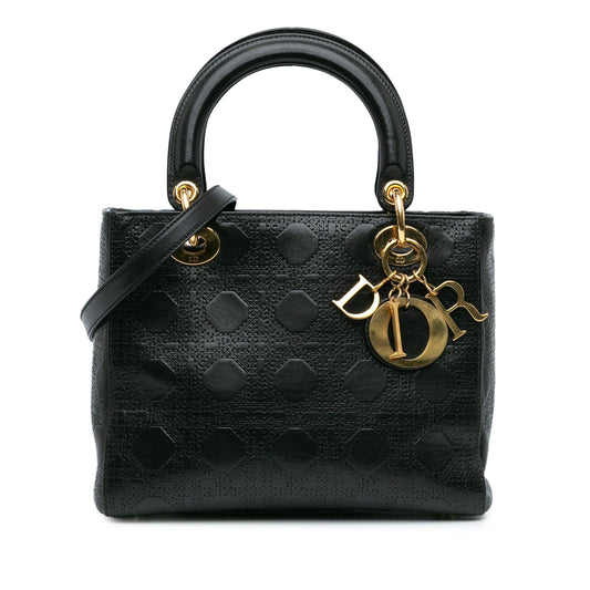 Dior Medium Calfskin Cannage Embossed Lady Dior (SHG-yFMLwG)