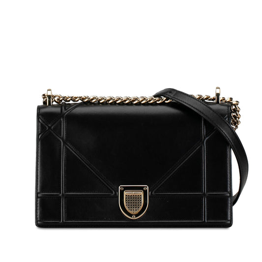 Dior Medium Calfskin Diorama Flap (SHG-gAEZfC)