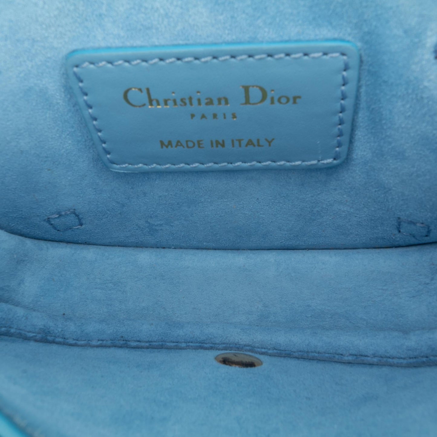Dior Micro Leather Bobby Crossbody (SHG-Oyo4Xl)