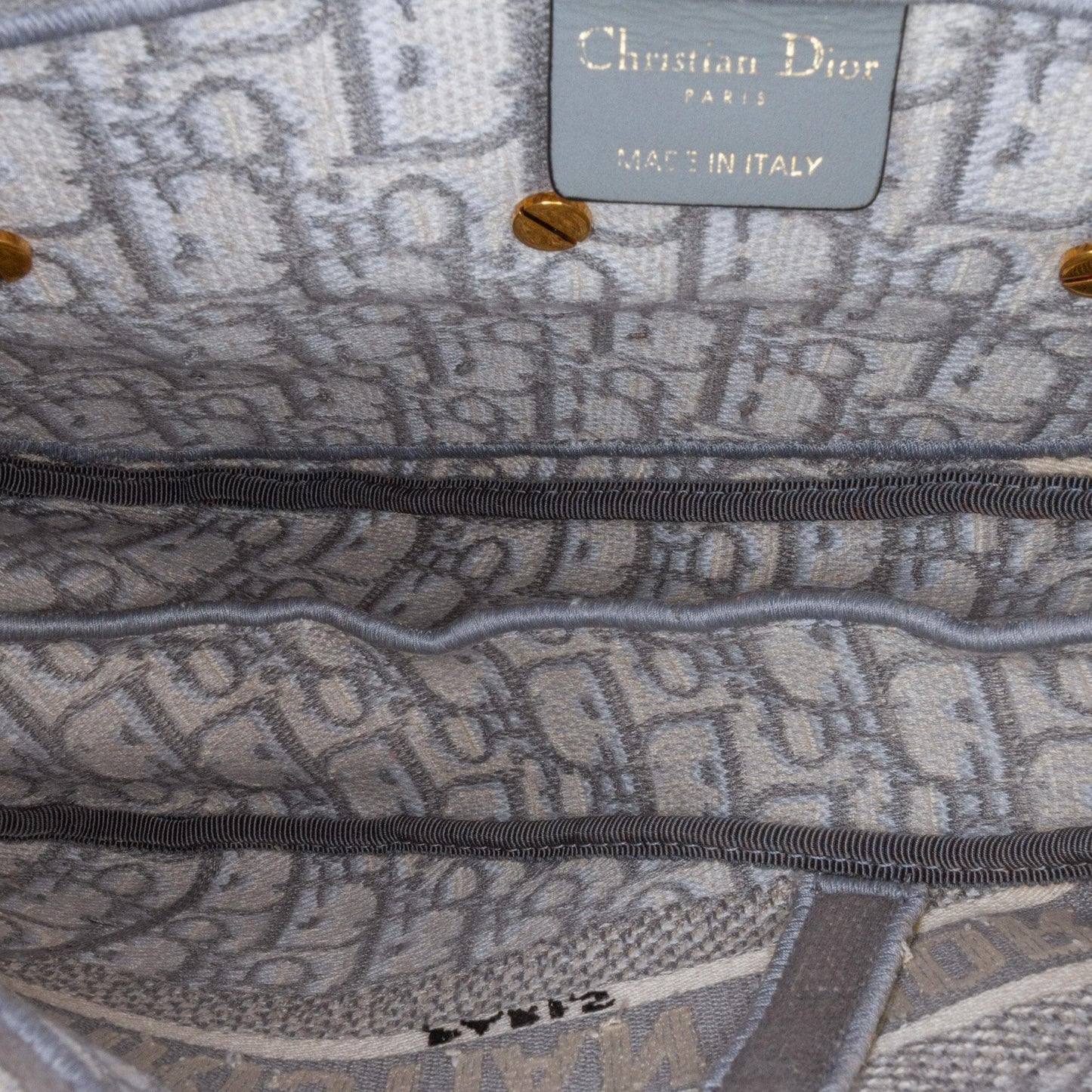 Dior Oblique Embroidered Canvas Saddle Bag (SHG-0galkT)