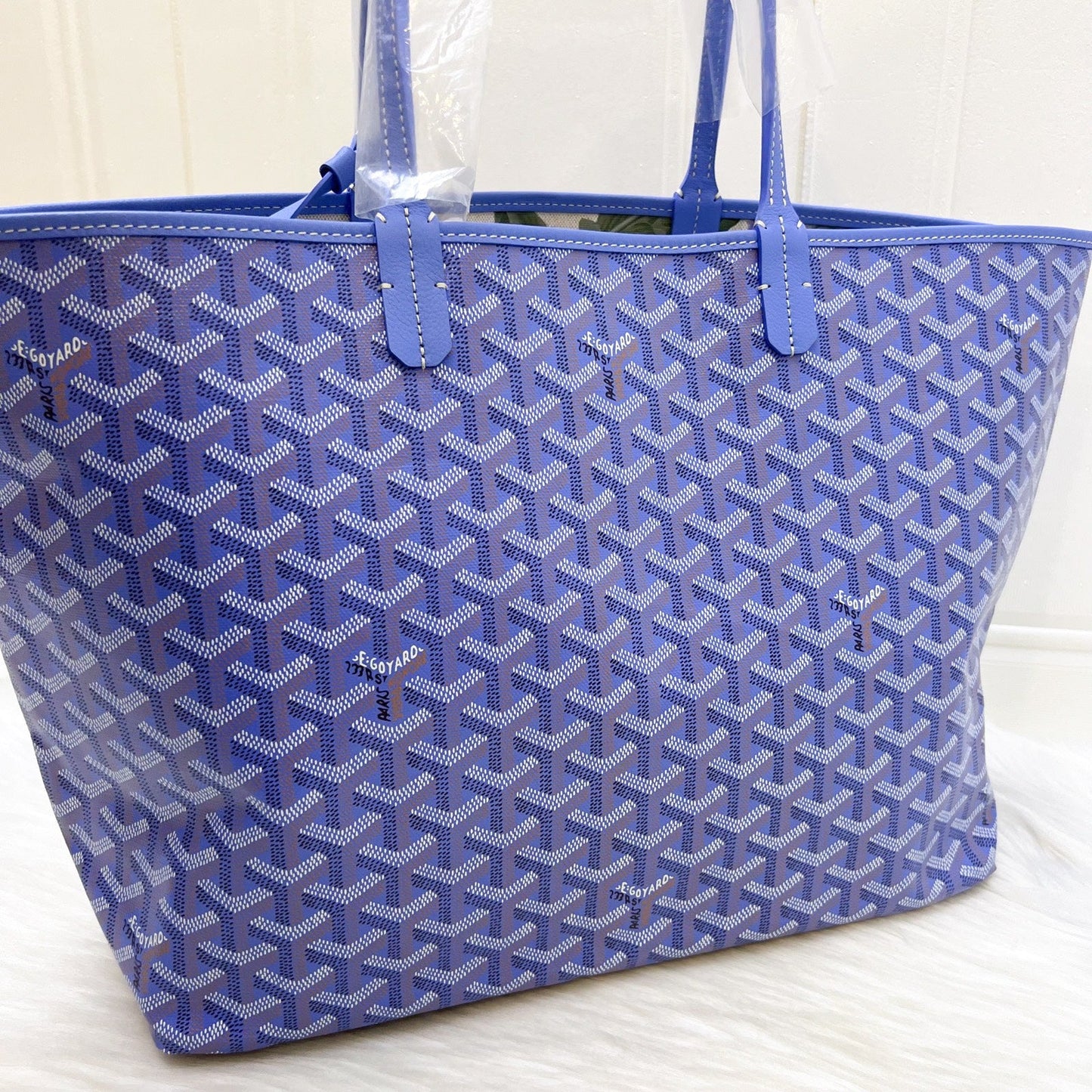 Goyard 2025 Limited Edition Saint Louis PM Tote in Reversible Iris Goyardine Canvas and Floral Cotton / Linen Interior