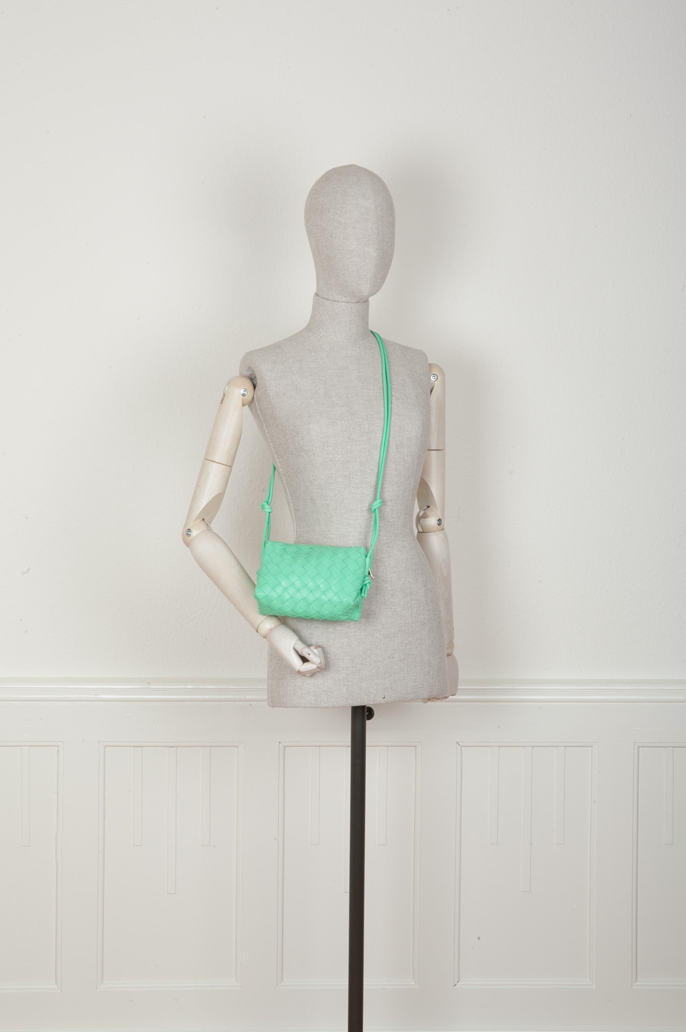 BOTTEGA VENETA Mini Loop Camera Bag Mint