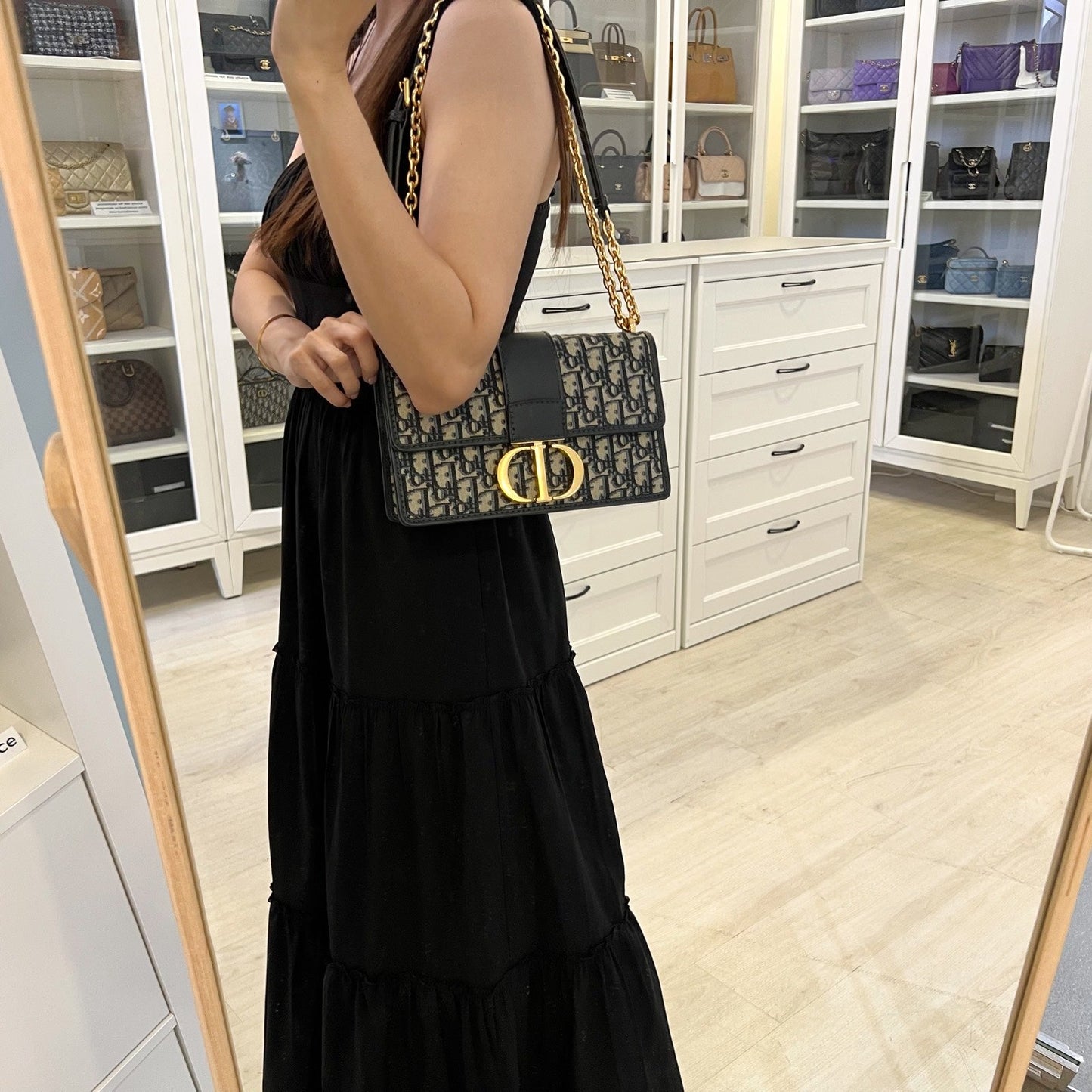 Dior 30 Montaigne Chain Flap Bag in Navy Oblique Canvas GHW