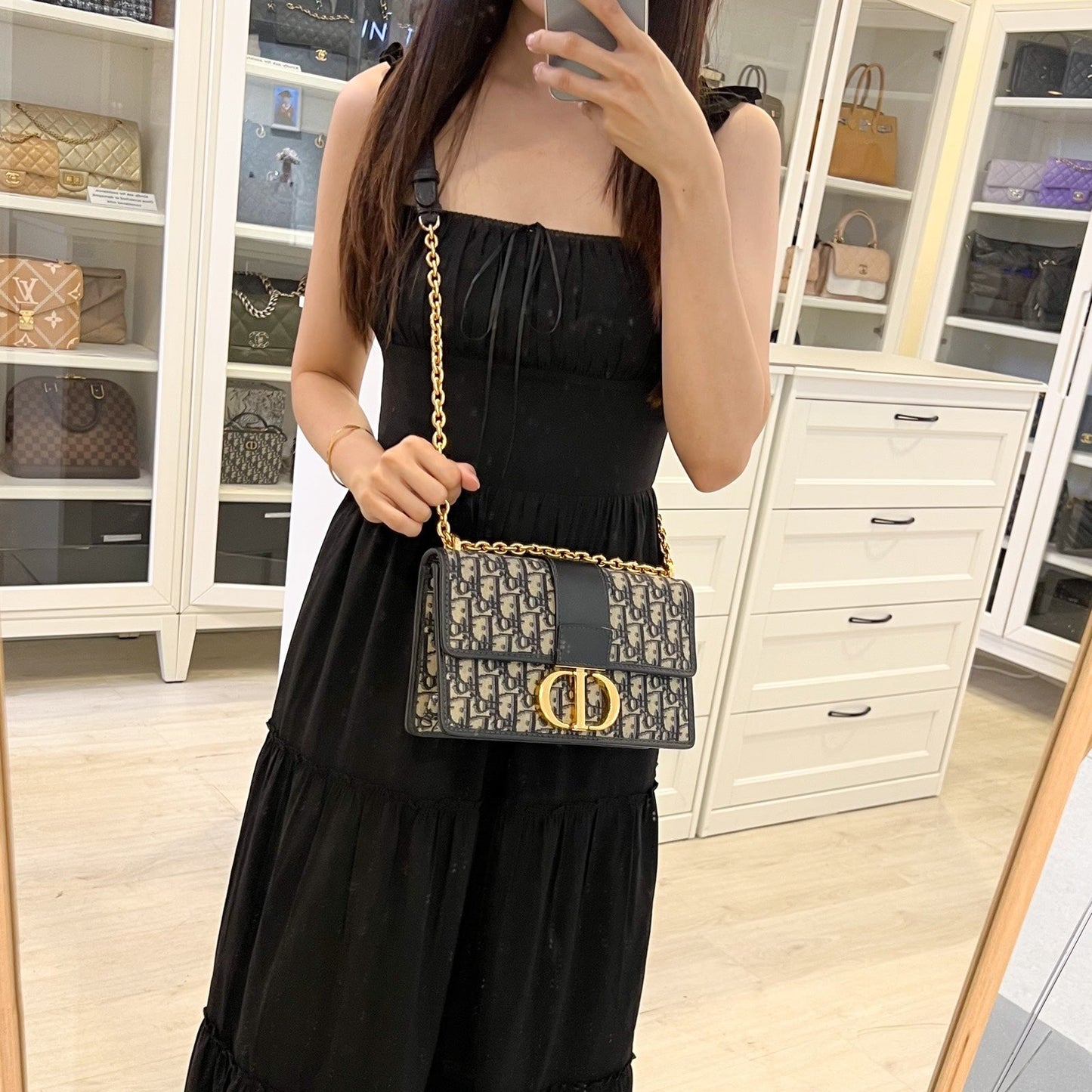 Dior 30 Montaigne Chain Flap Bag in Navy Oblique Canvas GHW