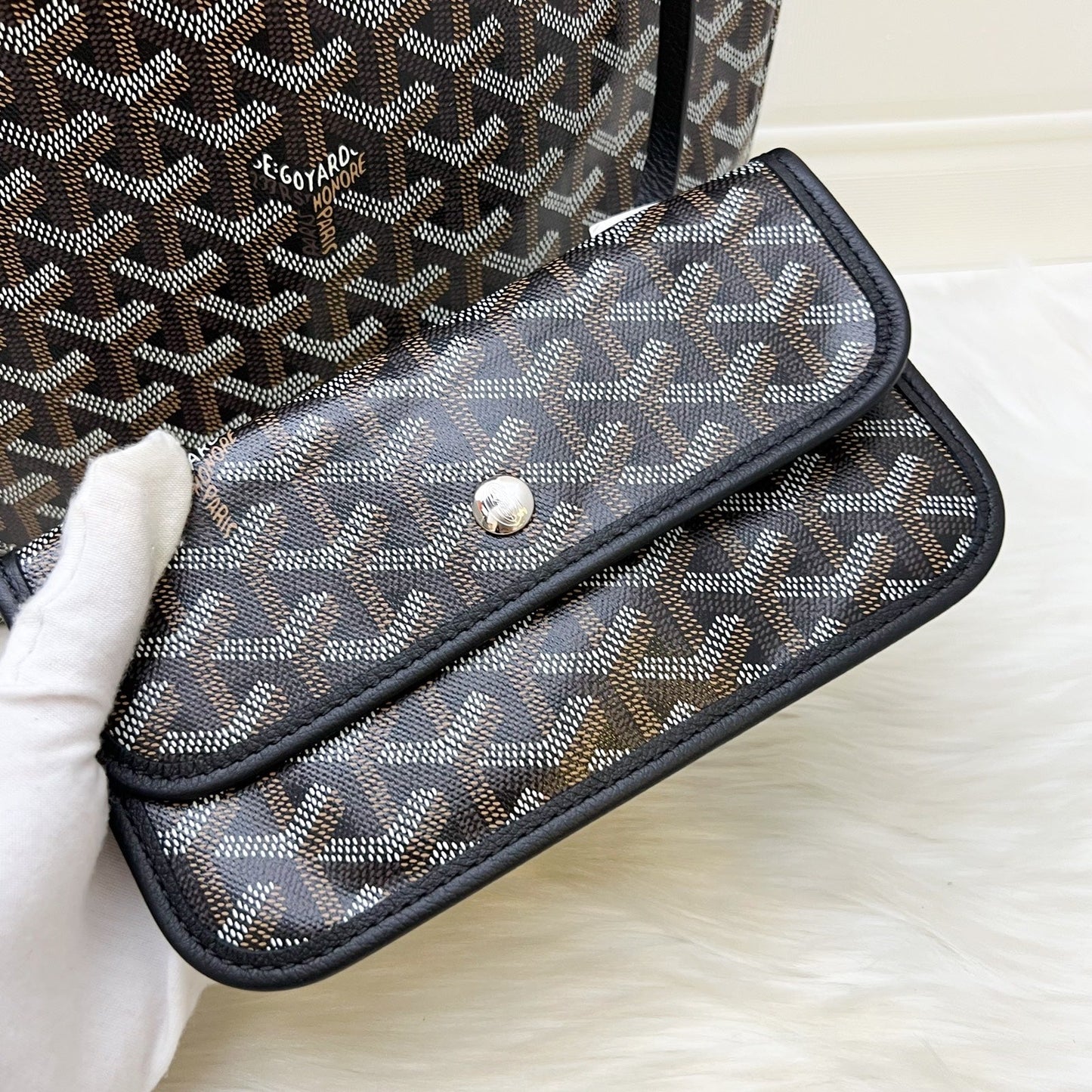 [Brand New] Goyard Saint Louis PM Tote in Black Signature Goyardine Canvas