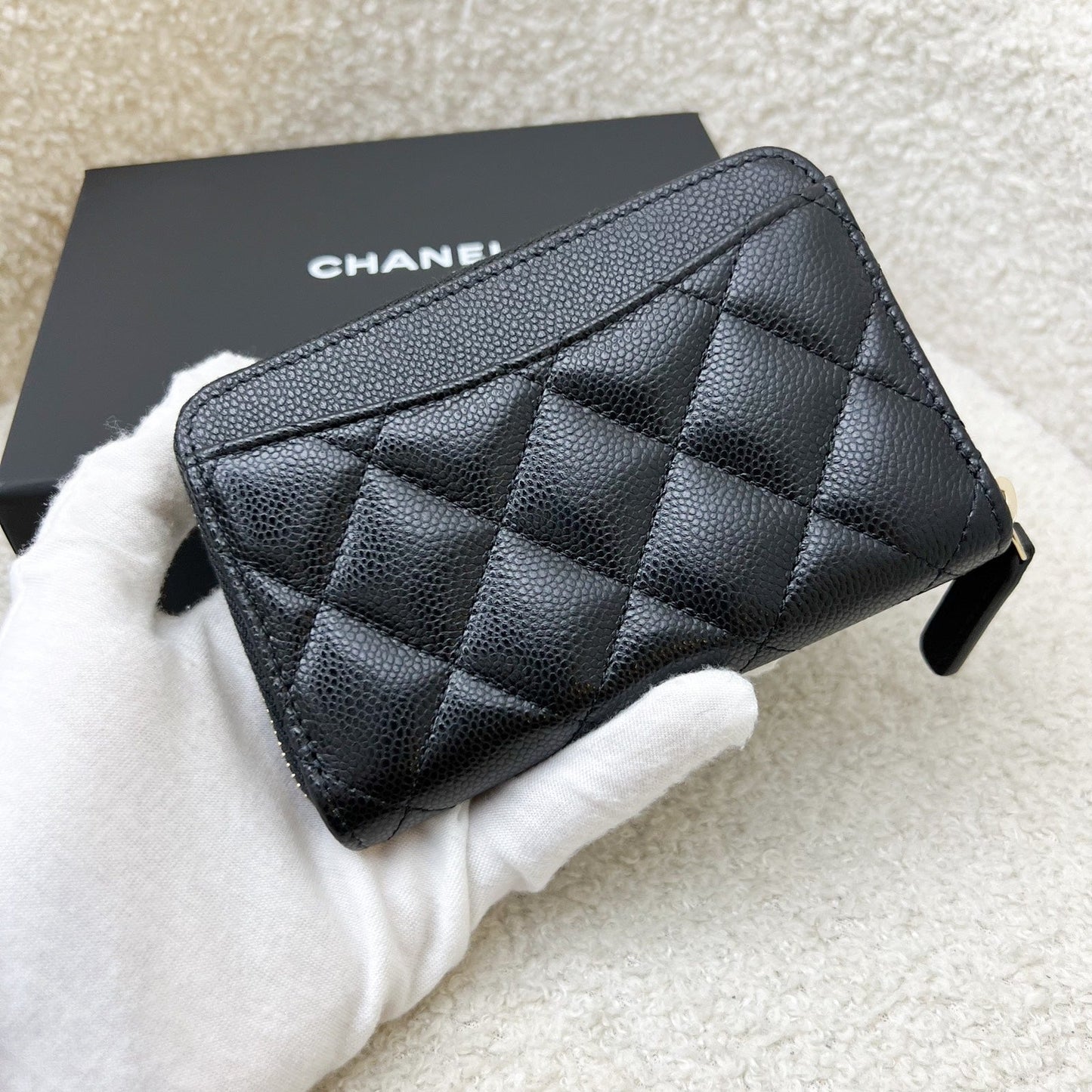 Chanel 25C New Zipped Small Wallet / Card Holder in Black Caviar and LGHW (Model: AP3686)