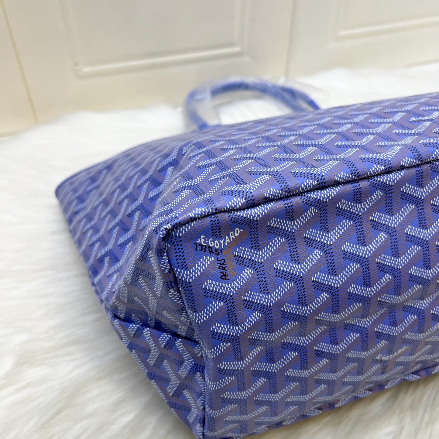 Goyard 2025 Limited Edition Saint Louis PM Tote in Reversible Iris Goyardine Canvas and Floral Cotton / Linen Interior