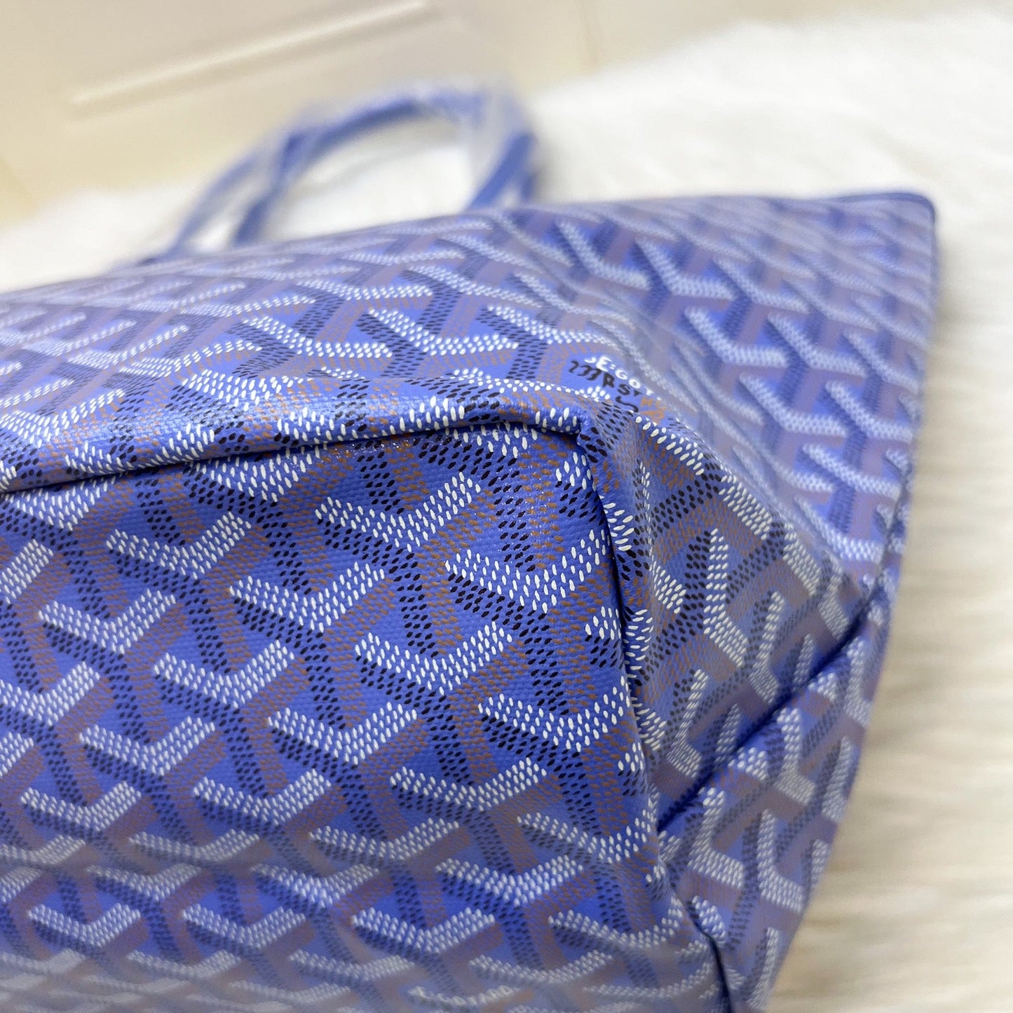 Goyard 2025 Limited Edition Saint Louis PM Tote in Reversible Iris Goyardine Canvas and Floral Cotton / Linen Interior