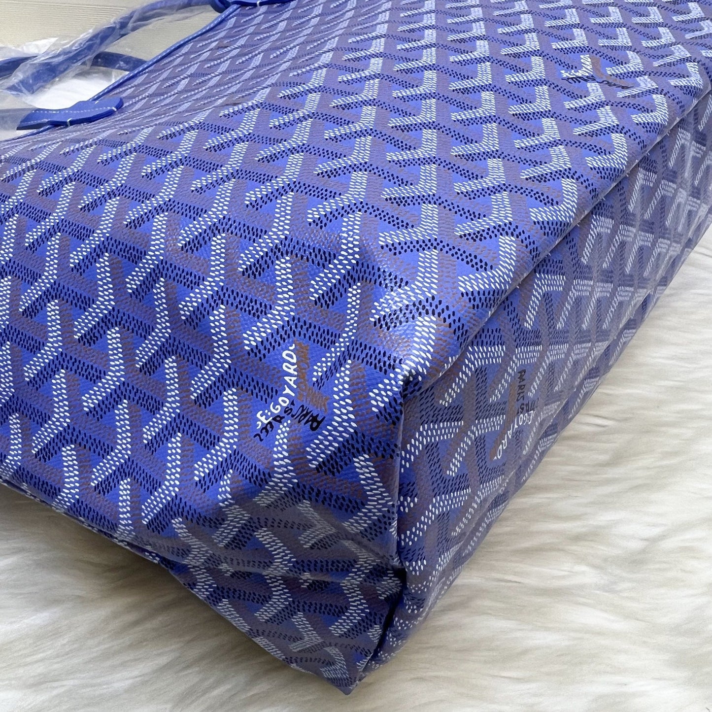 Goyard 2025 Limited Edition Saint Louis PM Tote in Reversible Iris Goyardine Canvas and Floral Cotton / Linen Interior