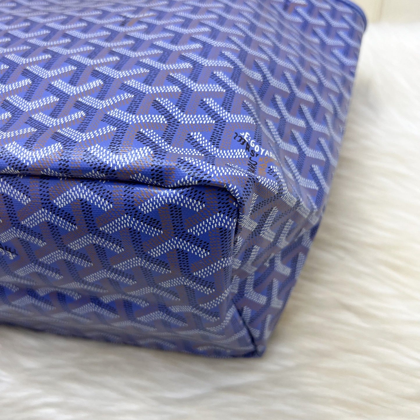 Goyard 2025 Limited Edition Saint Louis PM Tote in Reversible Iris Goyardine Canvas and Floral Cotton / Linen Interior