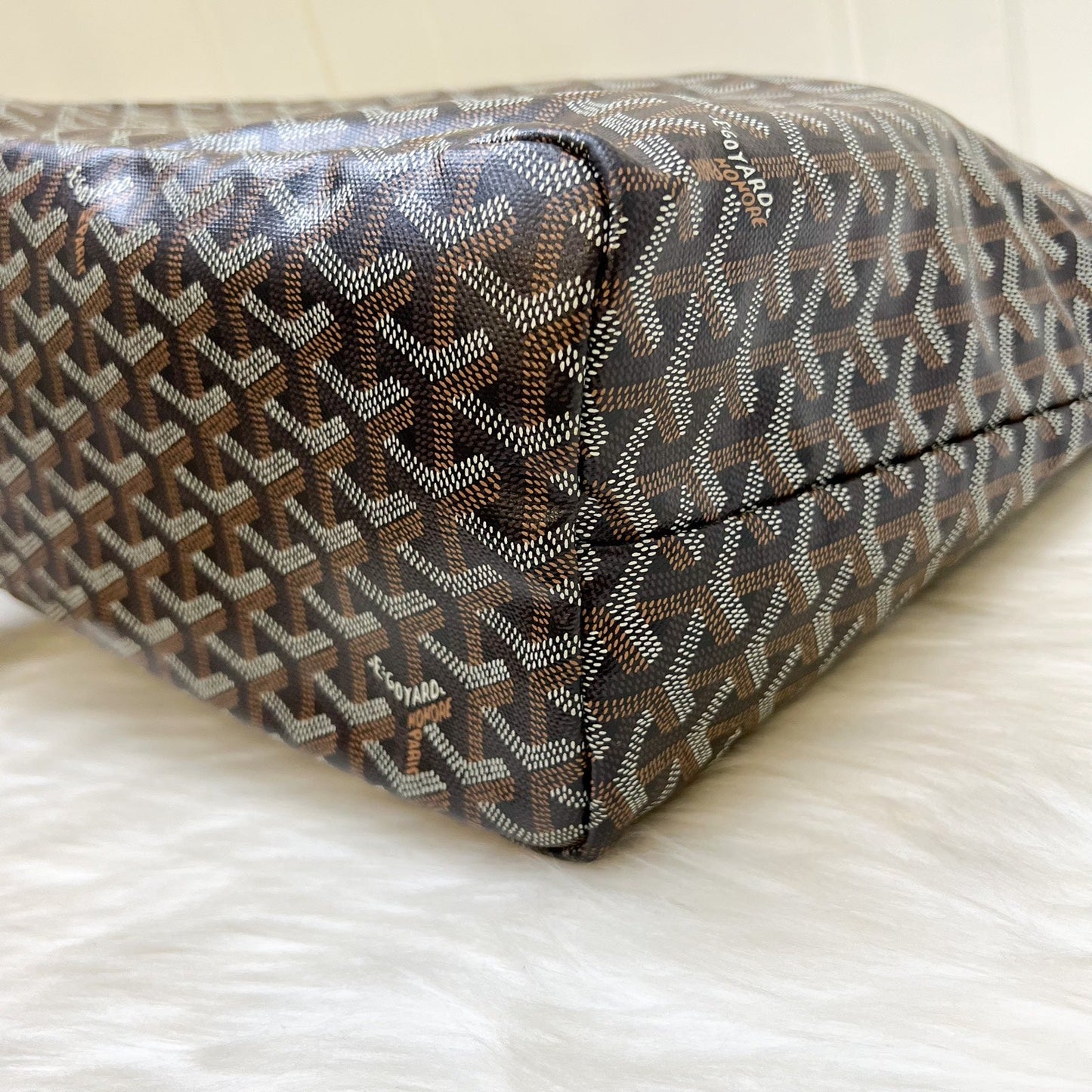 Goyard Saint Louis PM Tote in Black Signature Goyardine Canvas