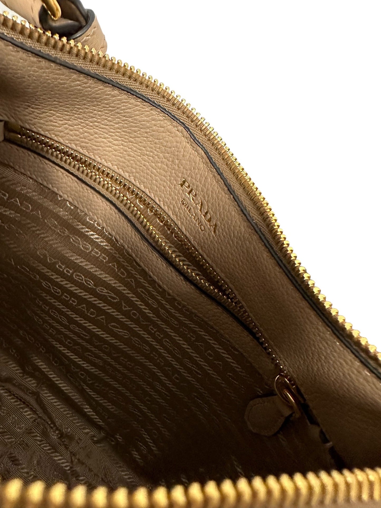 PRADA - Beige Vitello Danio Soft Zip Messenger Hobo