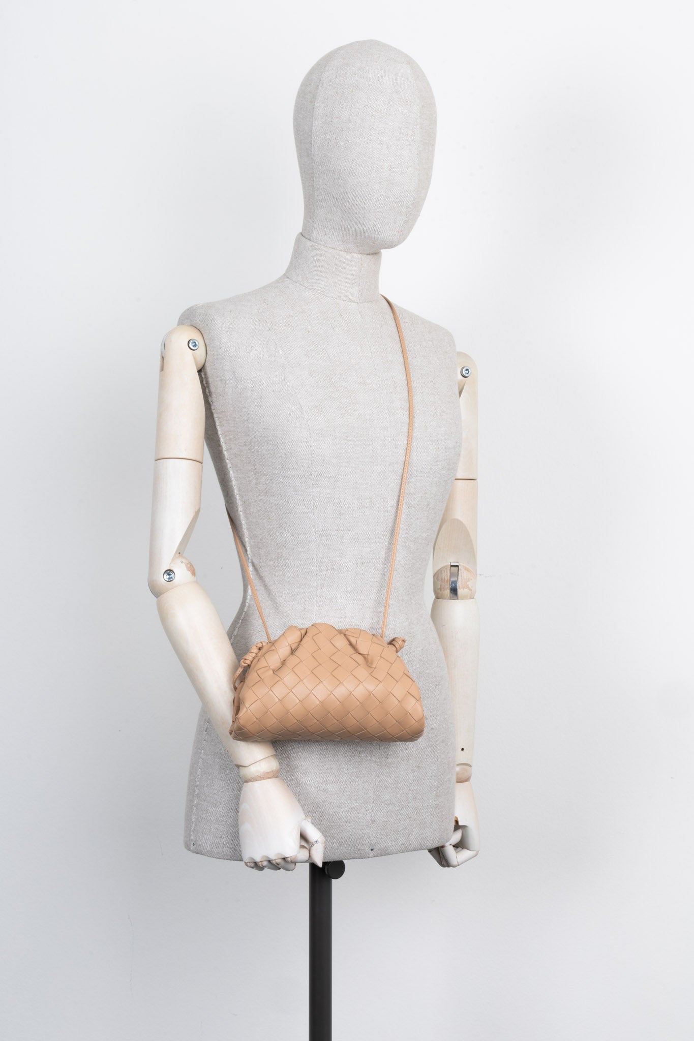 BOTTEGA VENETA Mini Pouch Intrecciato Beige