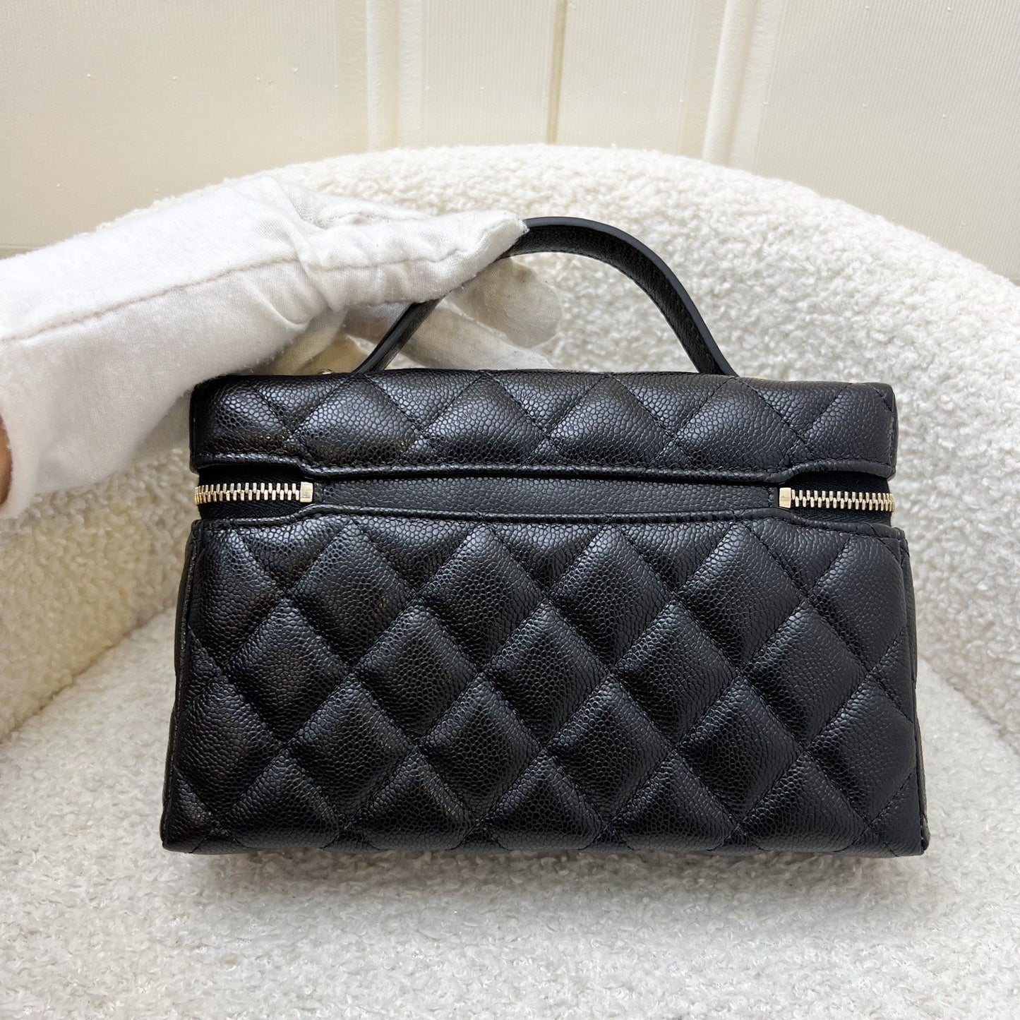 Chanel 25C Vanity / Clutch with Chain (LP Style Bag) in Black Caviar and LGHW