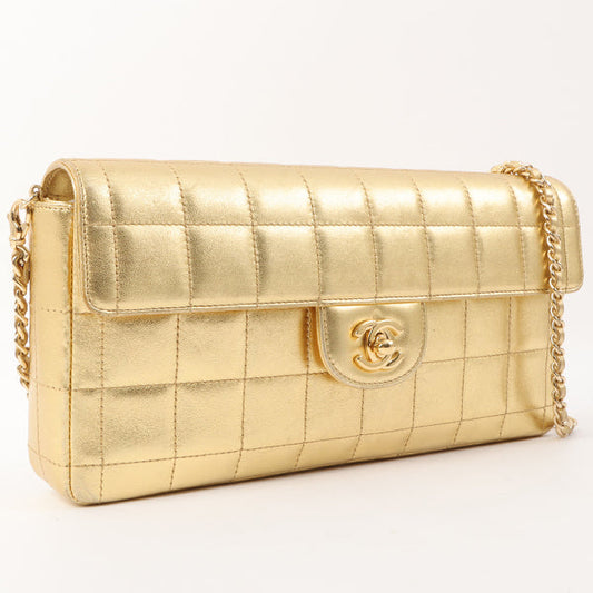 Chanel Around 2002 Made Chocolate Bar Turn-Lock Chain Bag Gold