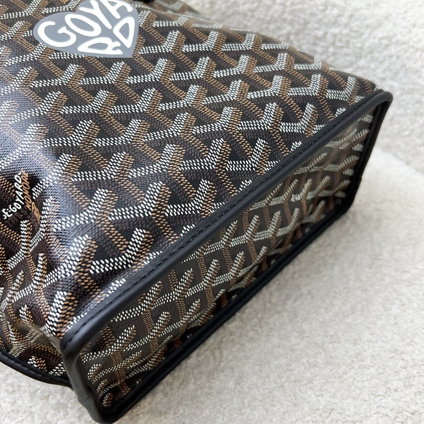 Goyard Mini Anjou Tote Bag in Black Goyardine Canvas and Leather with a Grey Heart Stamp (Premarquage Coeur)