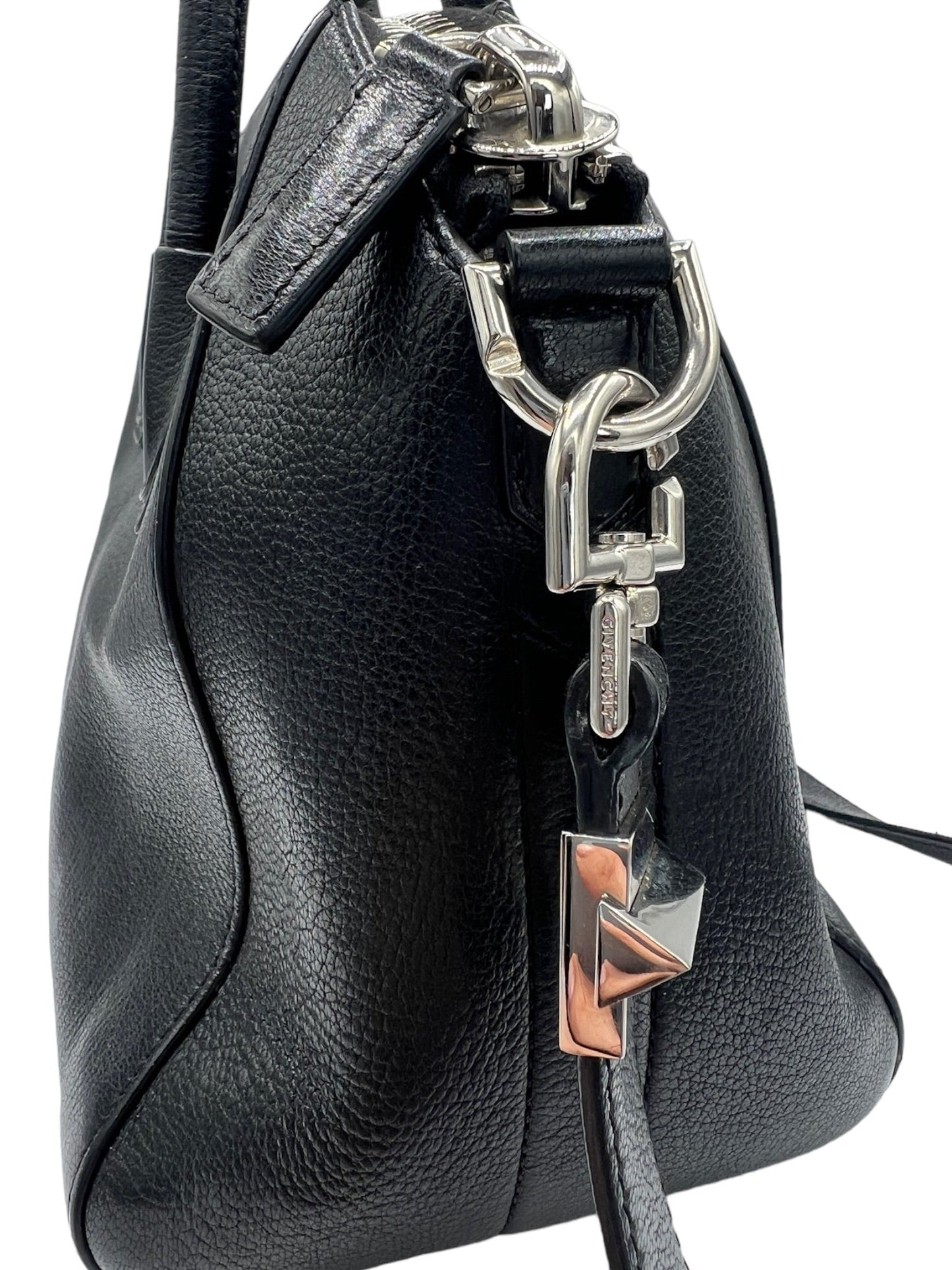 GIVENCHY - Black Leather Antigona Small Bag