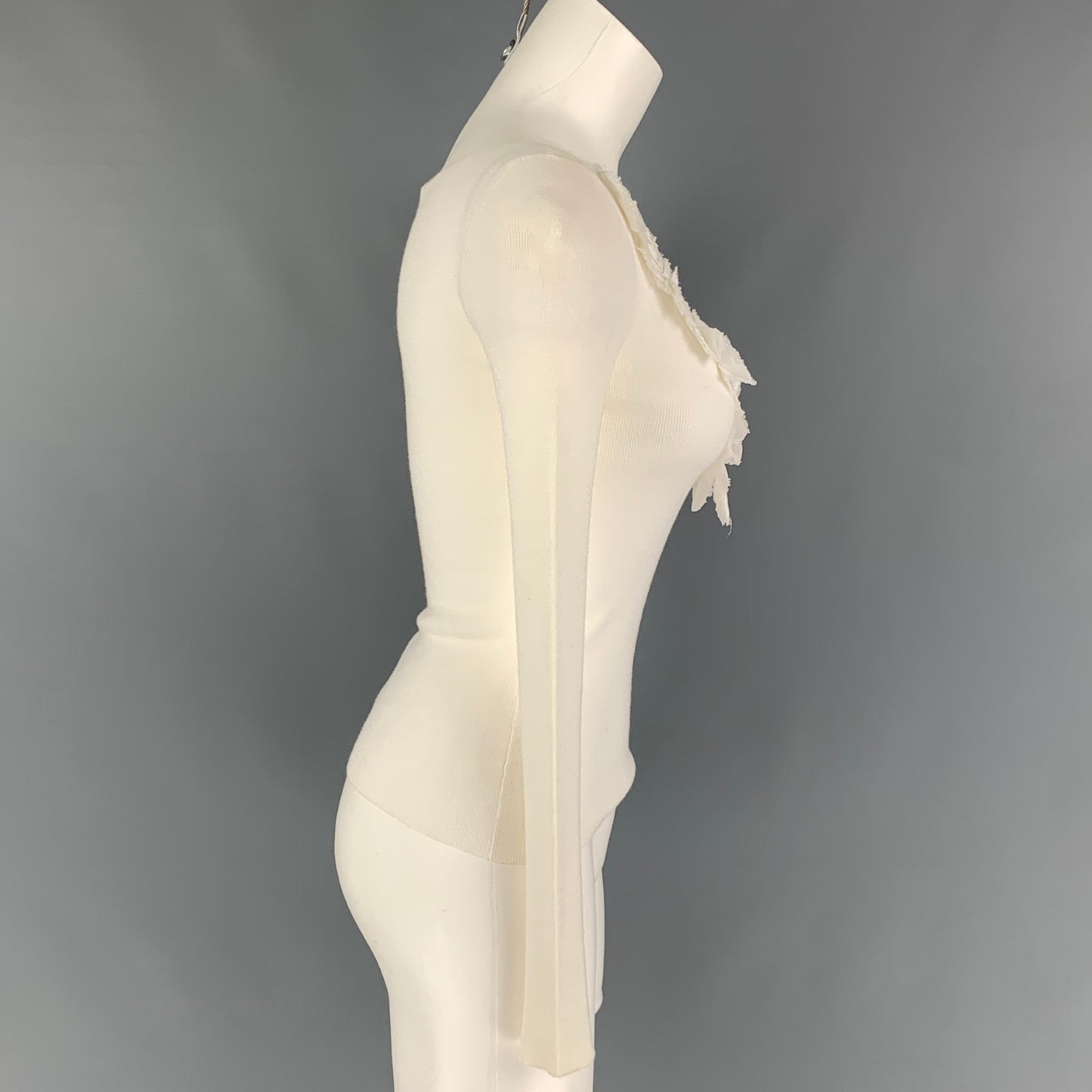 PRADA Size 2 Cream Knitted V-Neck Pullover