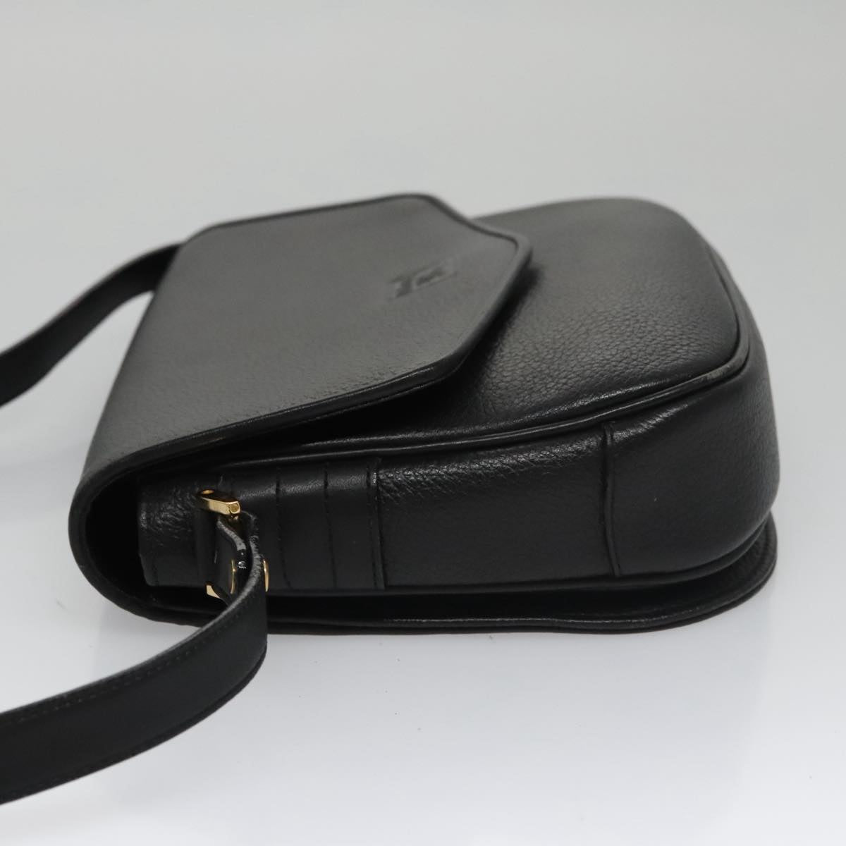 Burberry  Leather Shoulder Bag ()