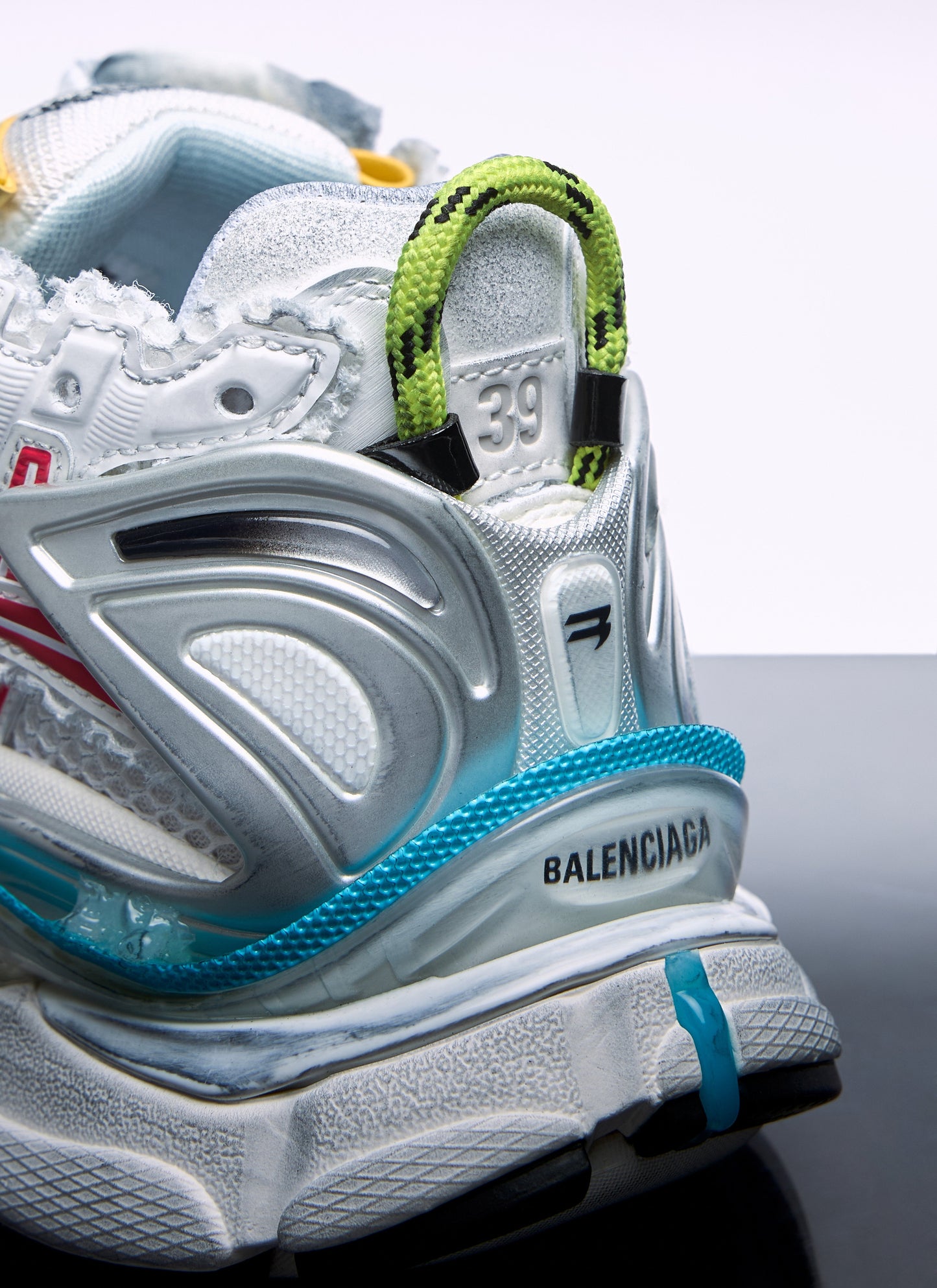 Balenciaga Women Runner Sneakers