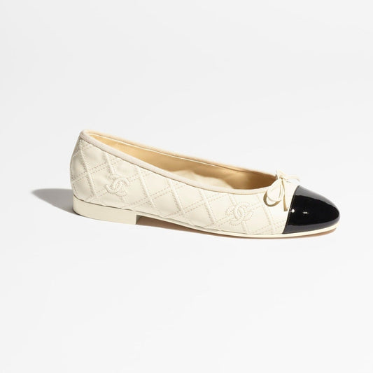 CHANEL ballet flats ivory black lambskin