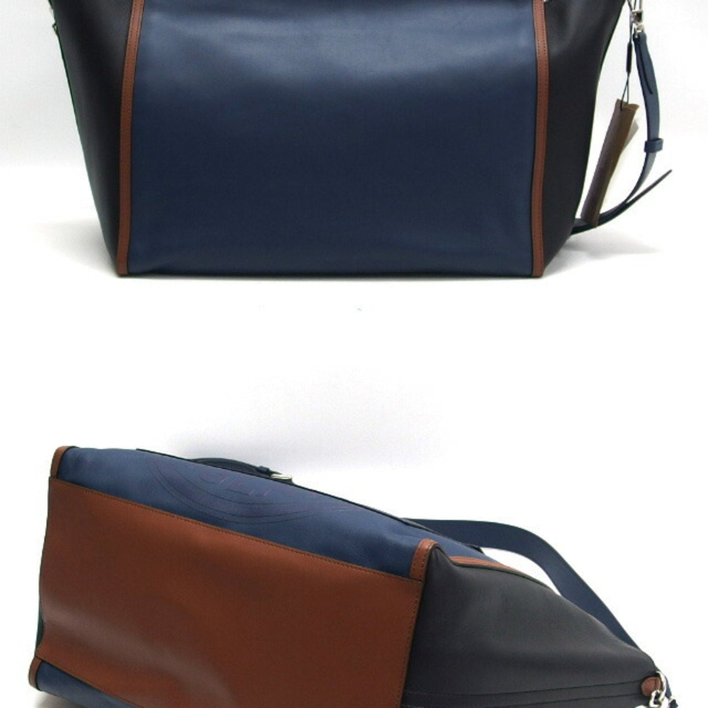 Burberry   Navy Leather Handbag Shoulder Bag ()