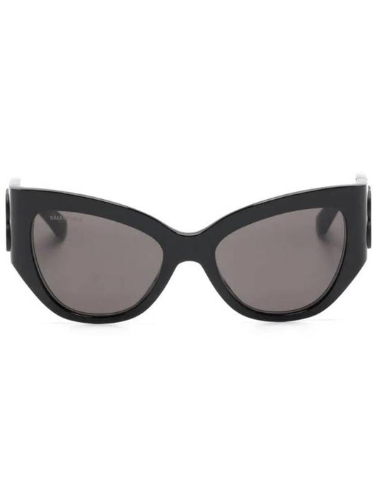 Balenciaga Eyewear Cat Eye Frame Sunglasses BB0322S