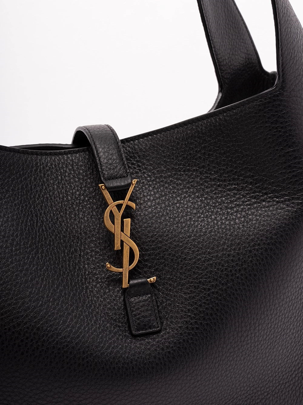 Saint Laurent Women `Le 5 À 7 Bea` Bag