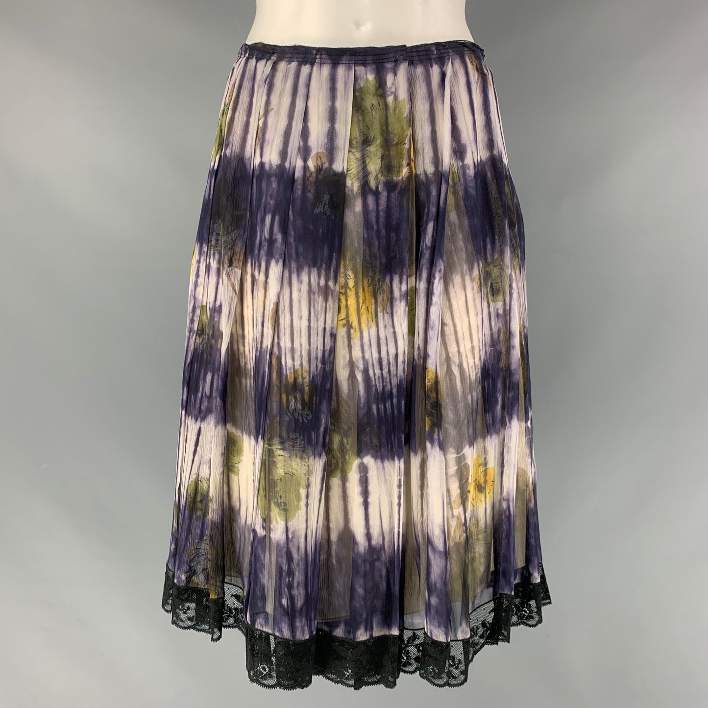 PRADA Size 4 Purple &  Cream Silk Floral Pleated Skirt