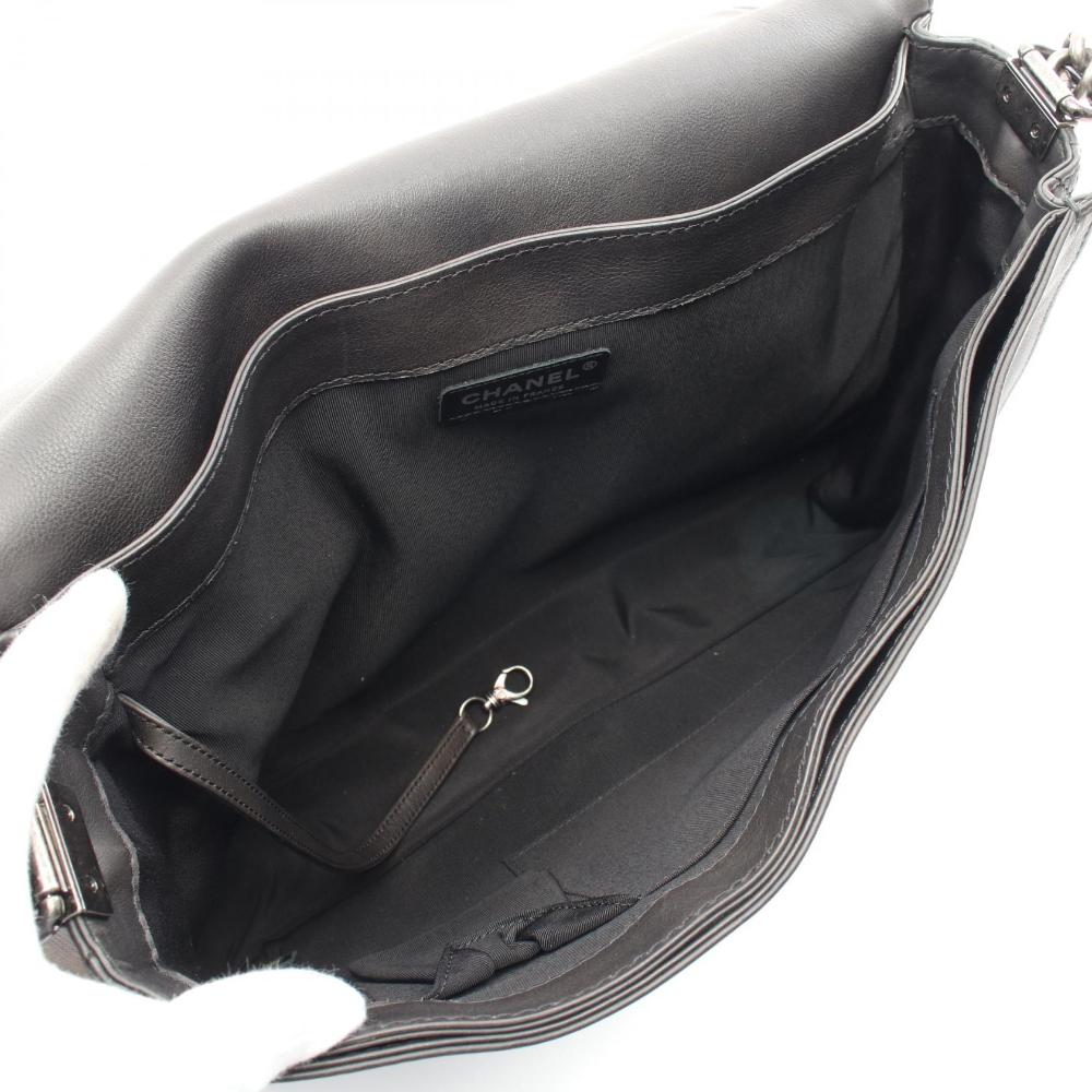 Black Leather Chanel Shoulder Bag