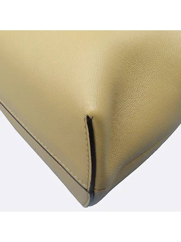 Fendi 8BP127 Beige color leather gold plated F decoration first medium bag