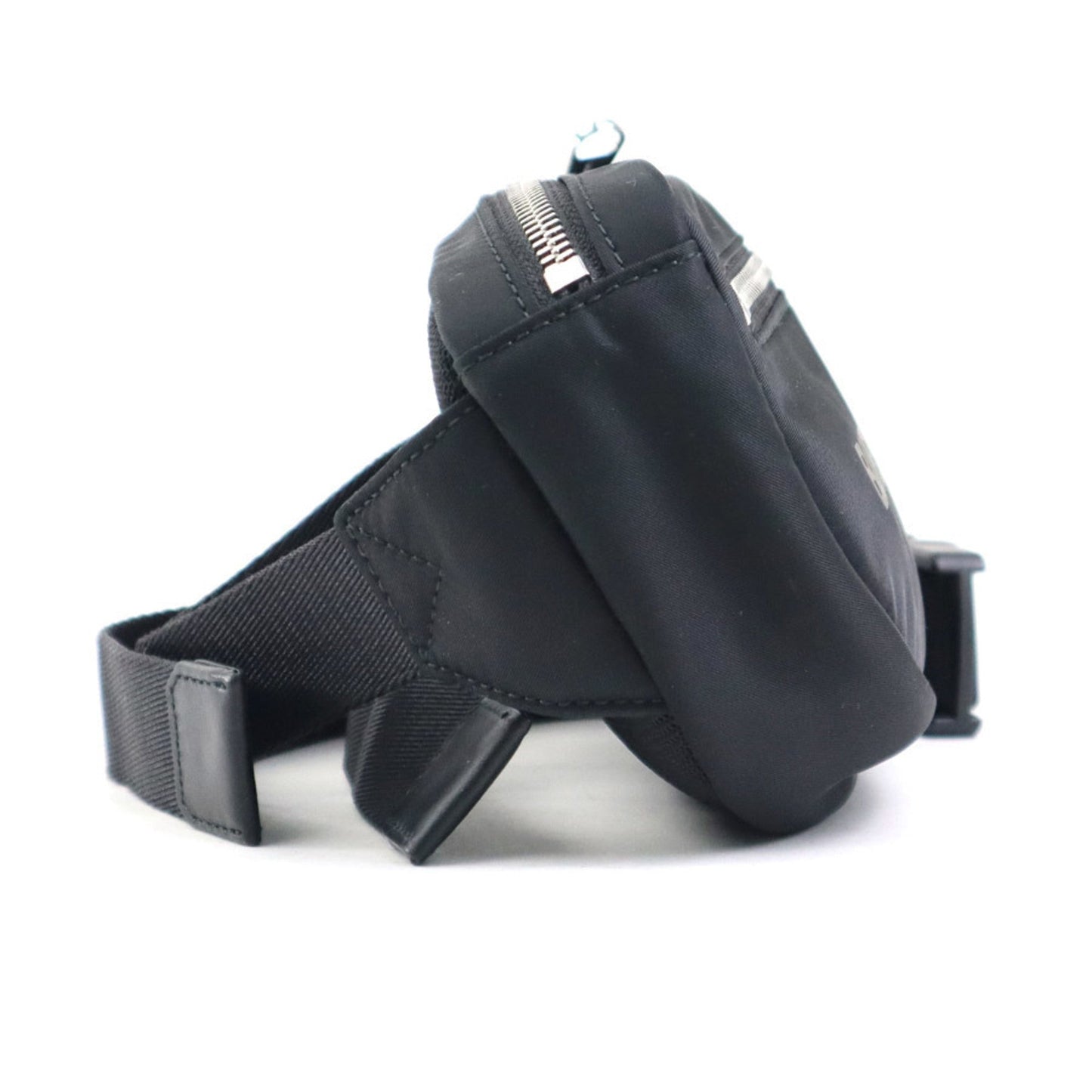 Burberry  Nylon Fanny Pack ()