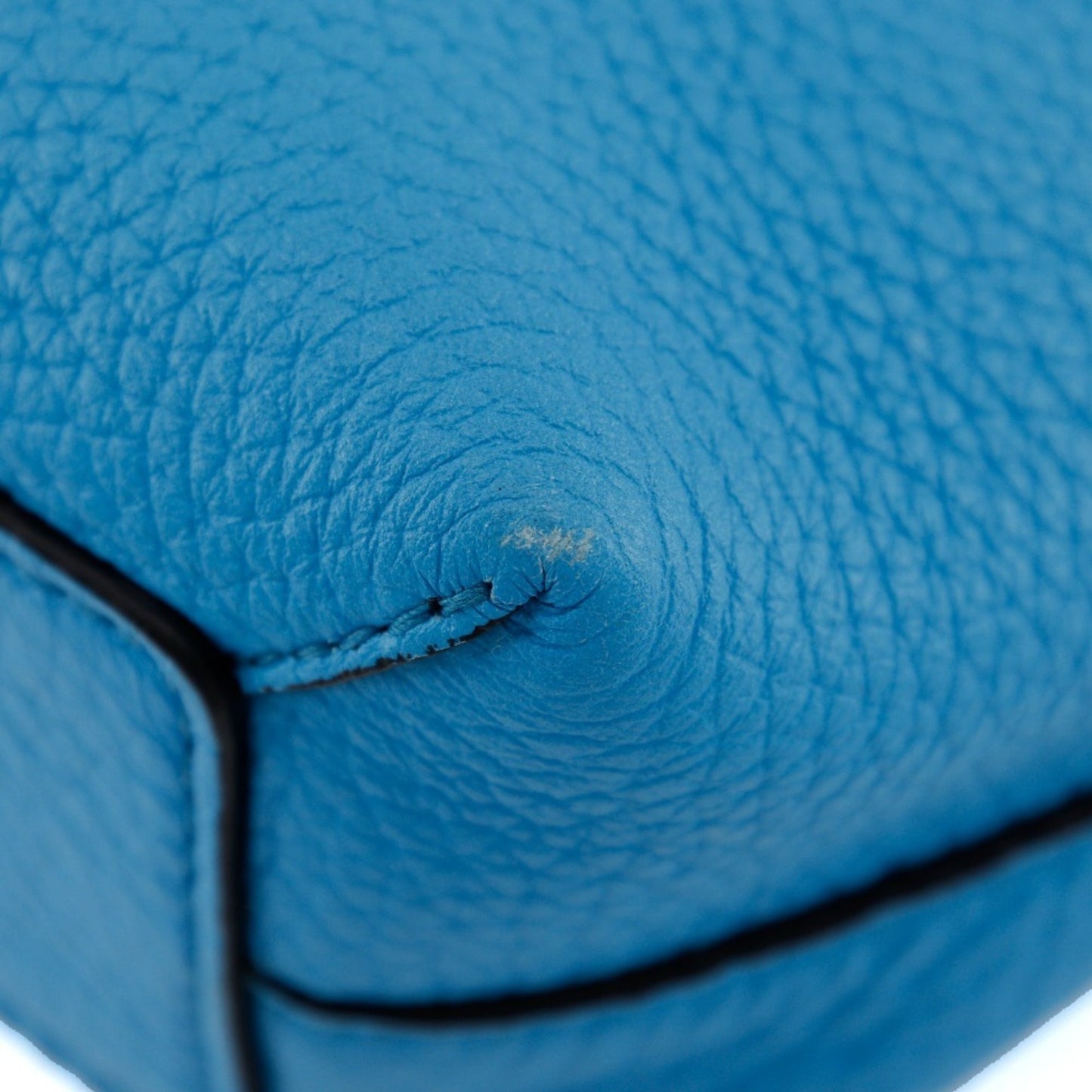 Burberry  Leather Shoulder Bag ()