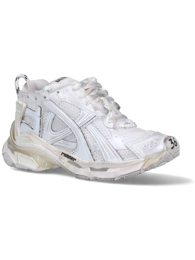 Balenciaga Runner Embroidered Logo Low Top Sneakers White