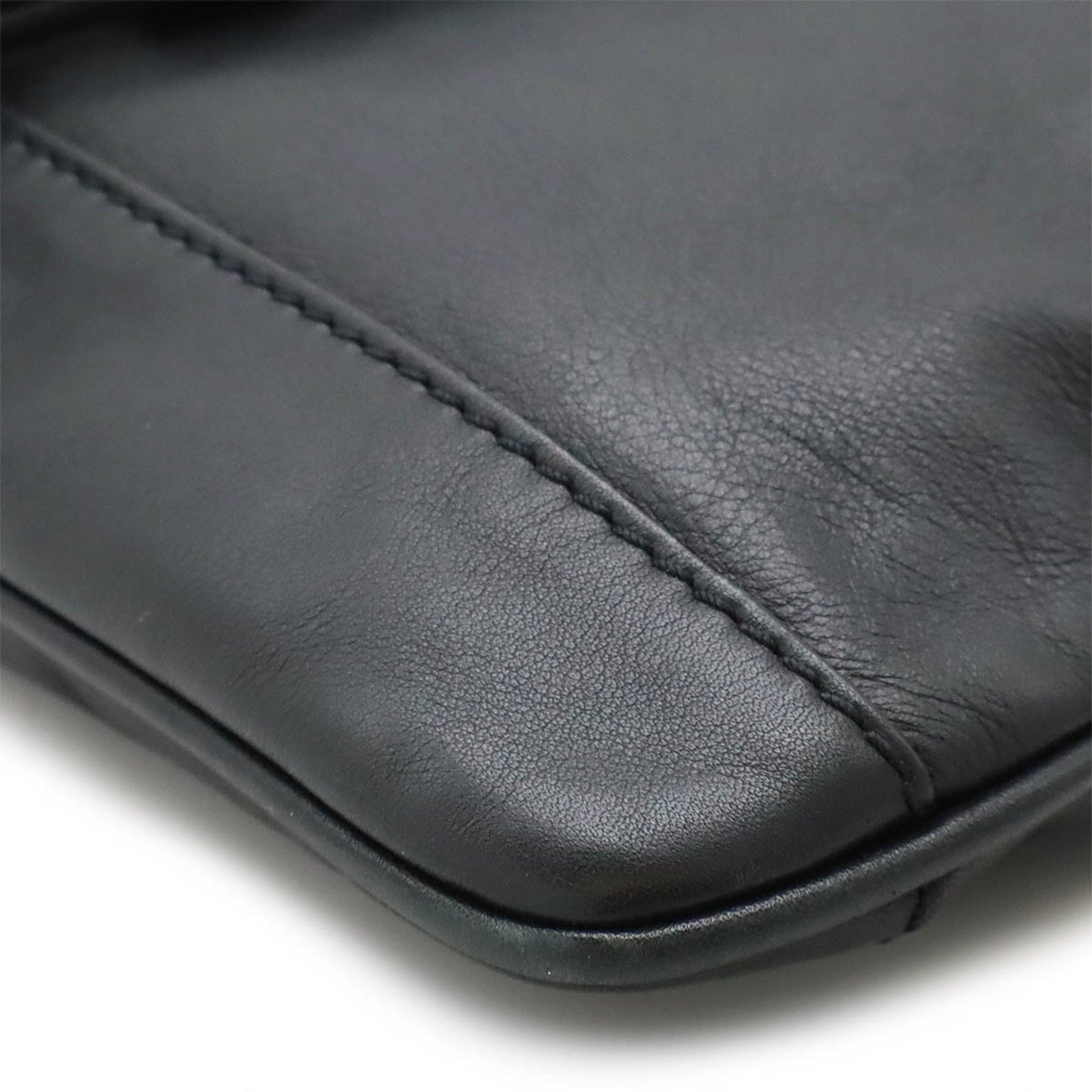 Burberry  Leather Shoulder Bag ()