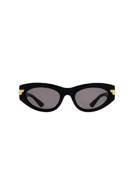 Bottega Veneta Eyewear Women's Bold Frame Cat Eye Sunglasses Black
