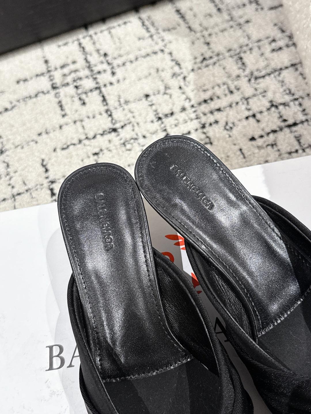 Balanciaga KNIFE LAVALIÈRE 45MM MULE IN BLACK NYLON JERSEY