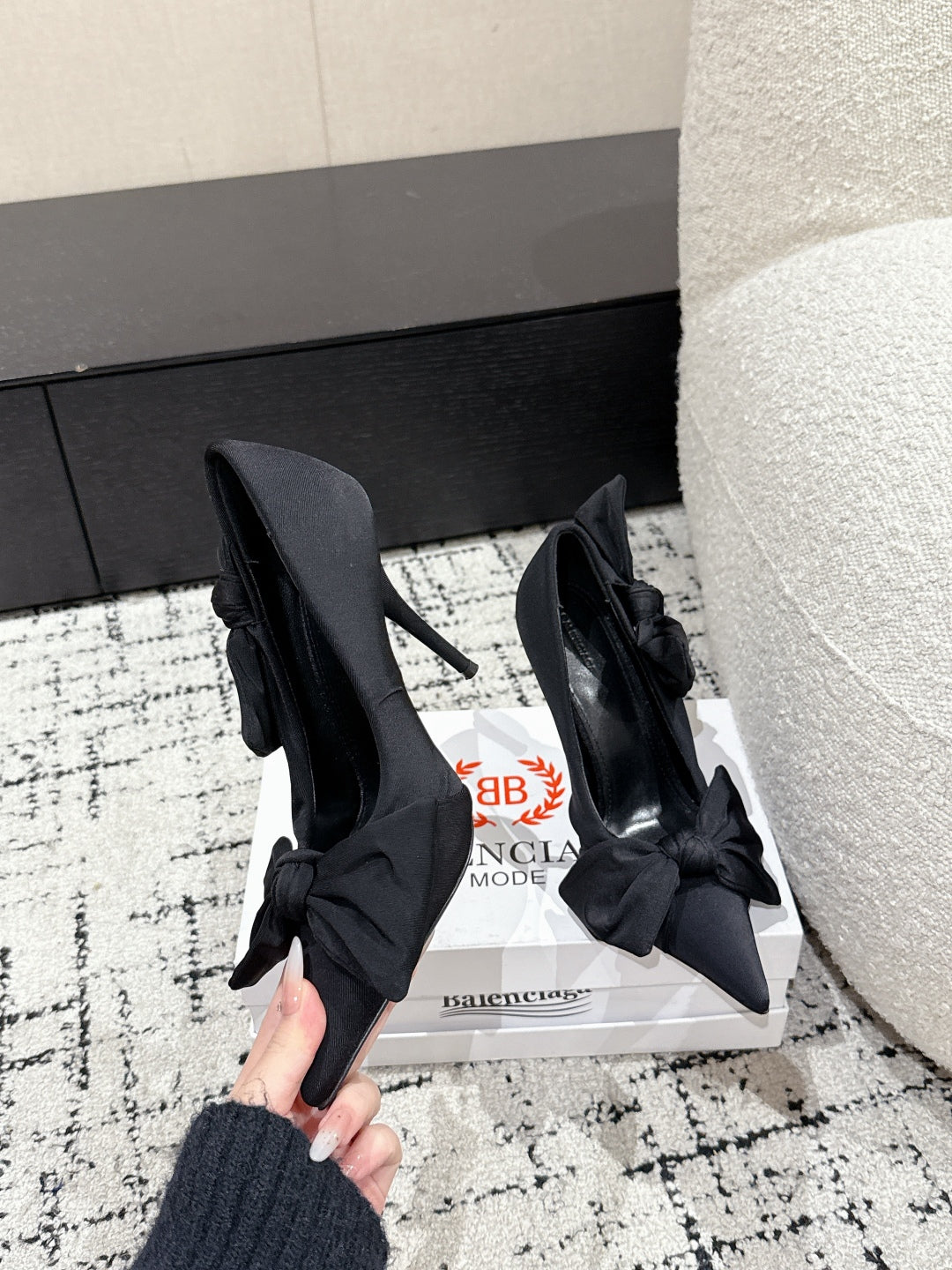 Balanciaga KNIFE KNOT 95MM PUMP IN BLACK STRETCH CUPRO AND NYLON JERSEY