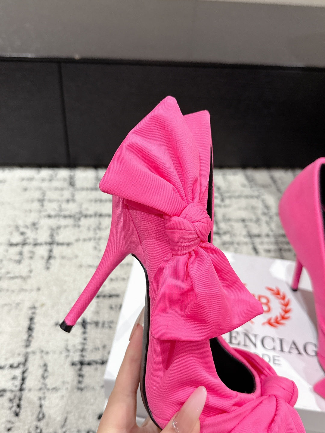 Balanciaga KNIFE KNOT 95MM PUMP IN BRIGHT PINK STRETCH CUPRO AND NYLON JERSEY